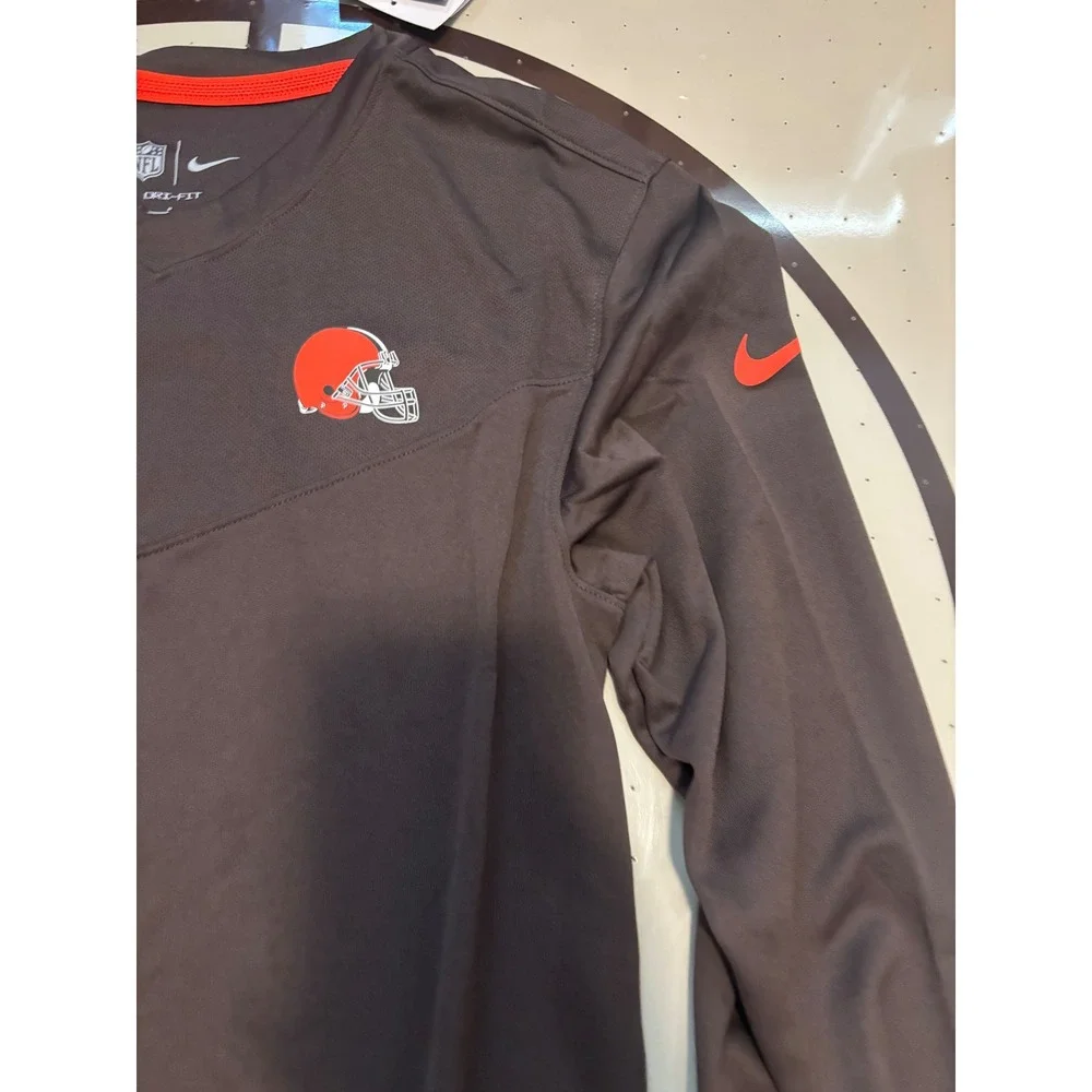 070 Nike NFL Cleveland Browns Dri-FIT Long Sleeve Shirt Brown NS25-12A8-93-6360